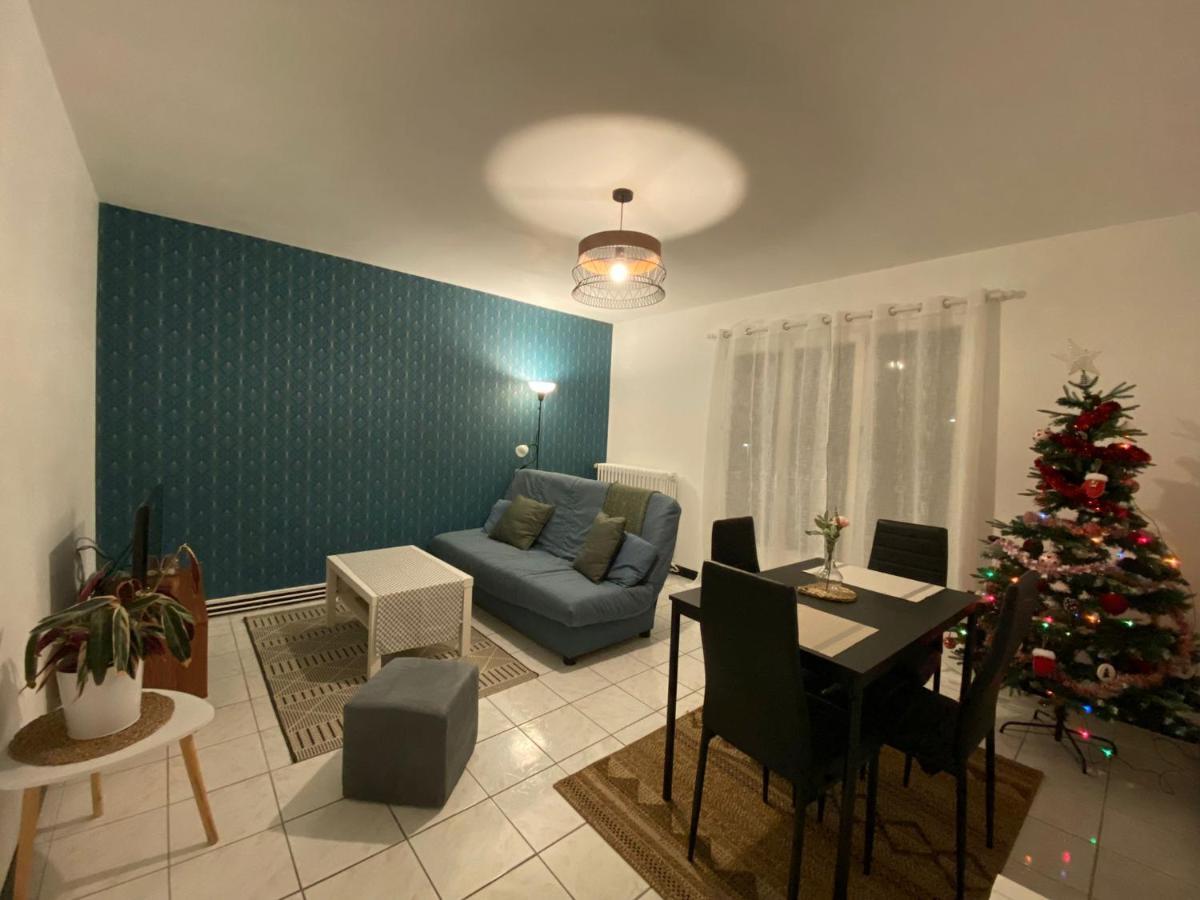 Appartement Cosy Pres De La Gare Avec Parking Saint-Pierre-des-Corps Eksteriør billede