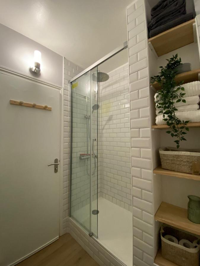 Appartement Cosy Pres De La Gare Avec Parking Saint-Pierre-des-Corps Eksteriør billede